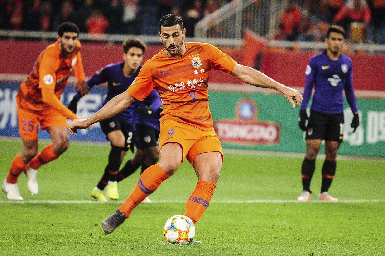 爱游戏官方网站-赛地聚焦：中超赛后热度飙升，波士顿凯尔特人门线救险，话题不断，年轻球员得到机会的简单介绍-爱游戏官方网站